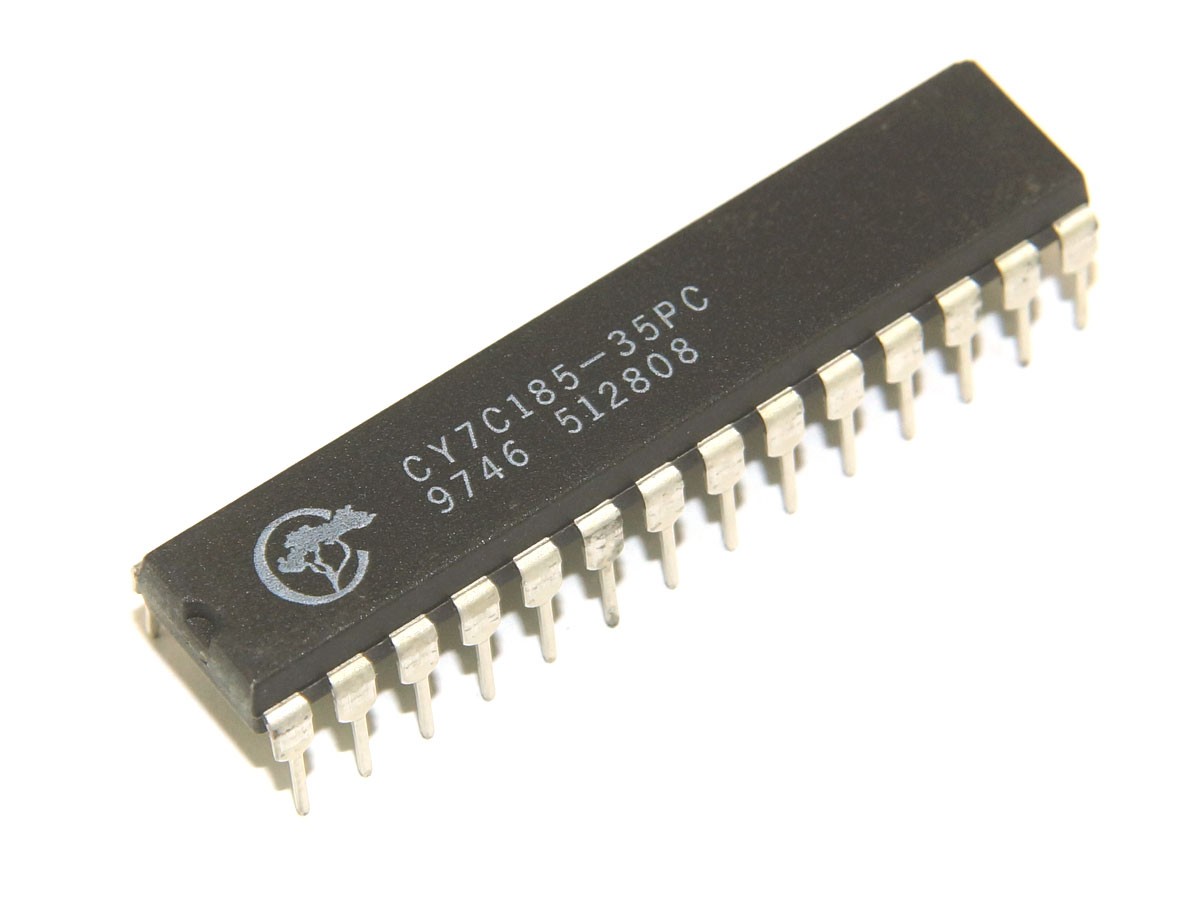 IC CY7C185-35PC