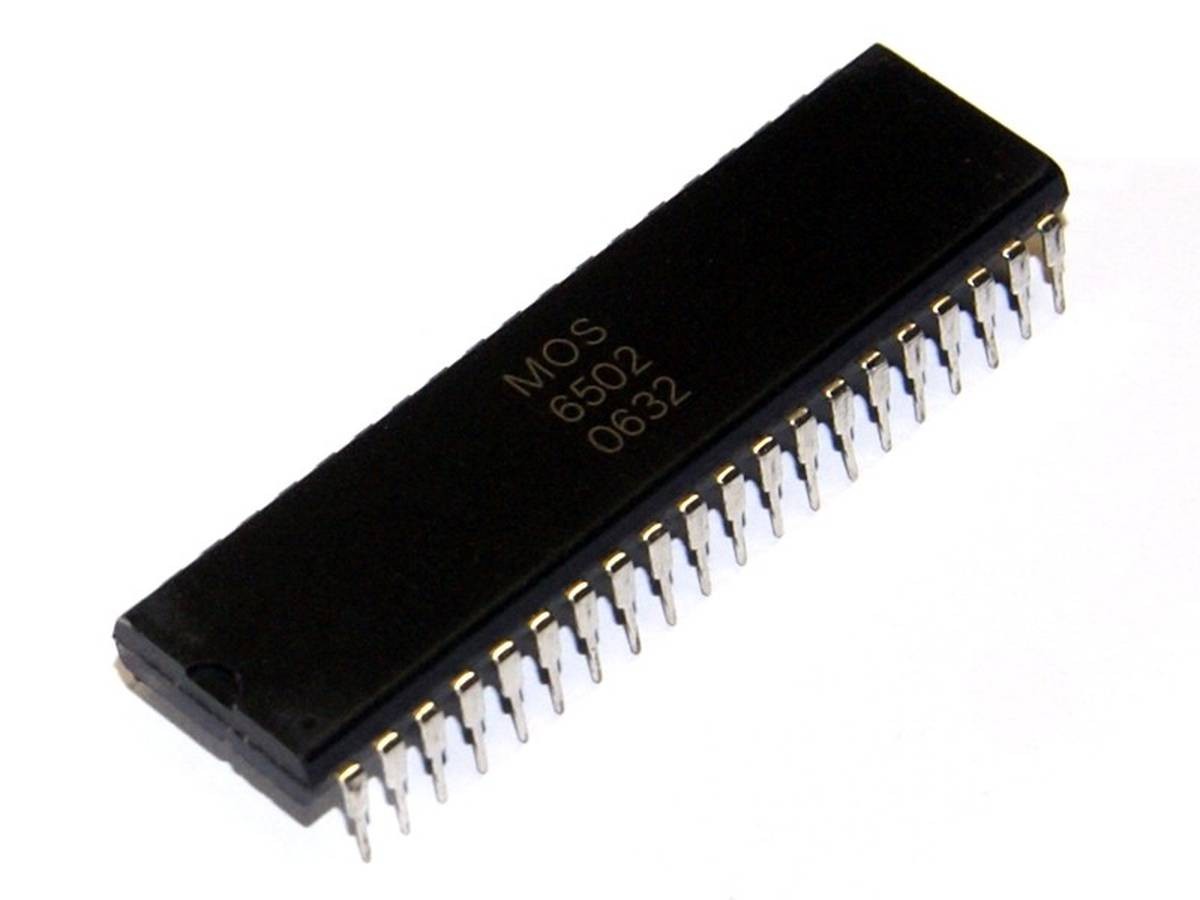 IC 6502