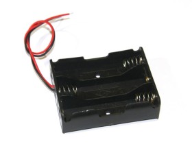 Battery holder (3x AA) with cable