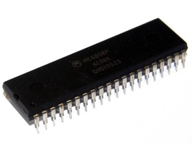 IC MC6808P