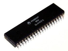 IC MC6800P