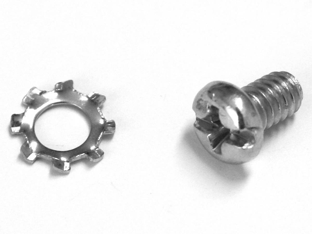 Machine Screw 6/32 x 1/4"